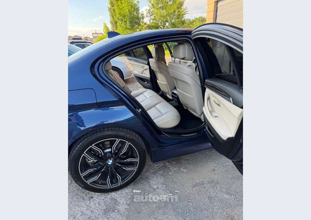 BMW M5 2012 — լուսանկար 10