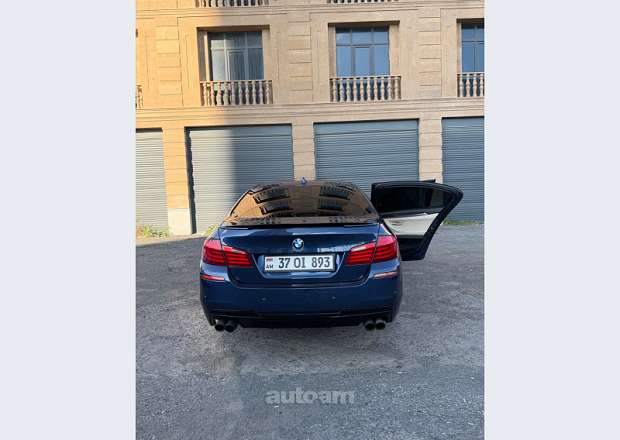 BMW M5 2012 — լուսանկար 5
