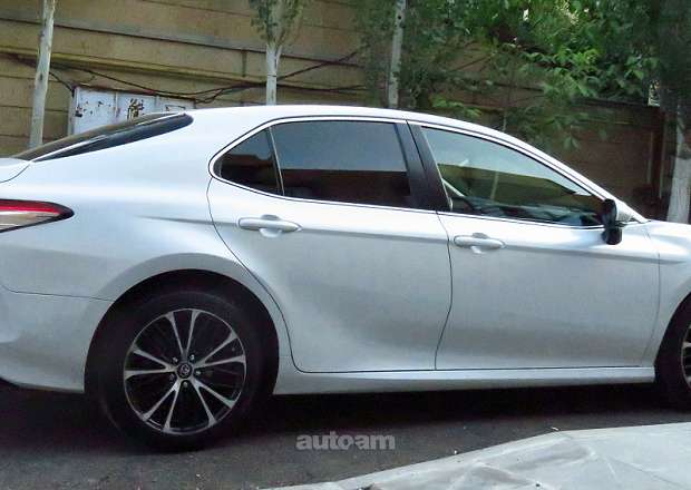 Toyota Camry 2018 — լուսանկար 5