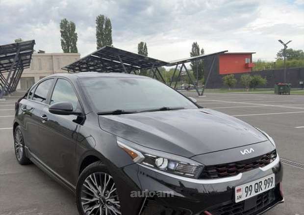 Kia Forte 2023 — фото 1