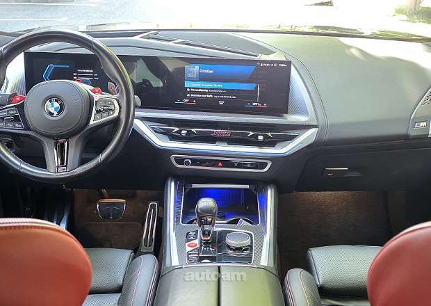 BMW XM 2022 — photo 11
