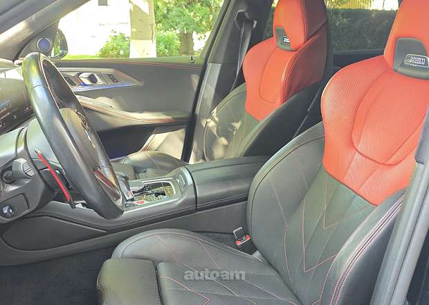 BMW XM 2022 — photo 10