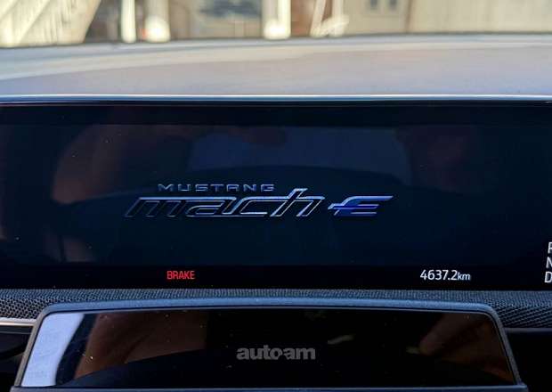 Ford Mustang 2025 — լուսանկար 9