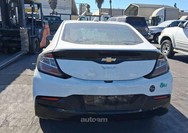 Chevrolet Volt 2017 — լուսանկար 1