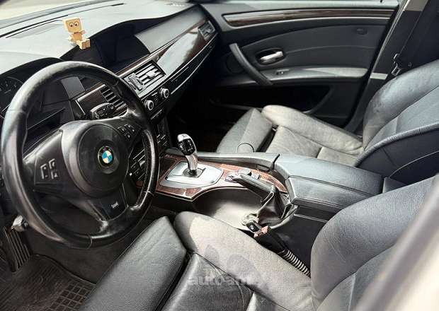 BMW 528 2009 — լուսանկար 7