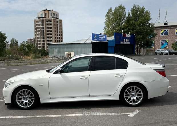 BMW 528 2009 — լուսանկար 4