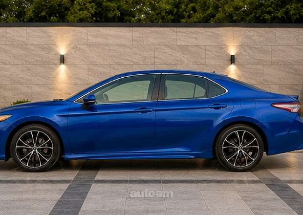 Toyota Camry 2019 — լուսանկար 2