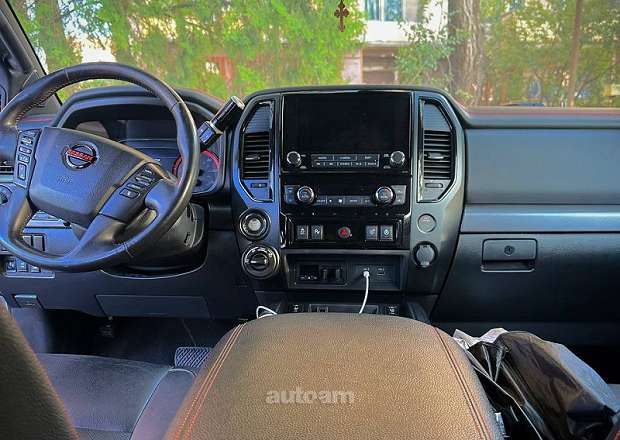 Nissan Titan 2020 — լուսանկար 8