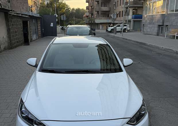 Hyundai Elantra 2016 — լուսանկար 5
