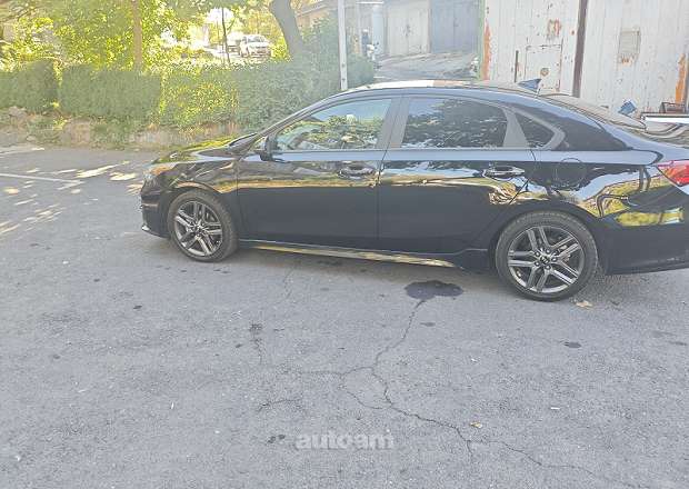 Kia Forte 2020 — լուսանկար 4