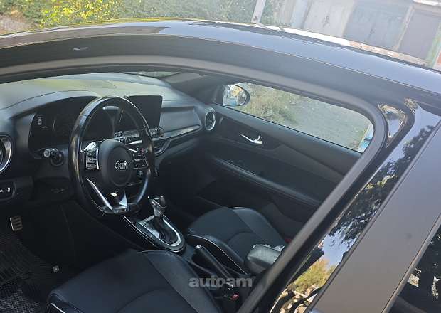 Kia Forte 2020 — լուսանկար 5