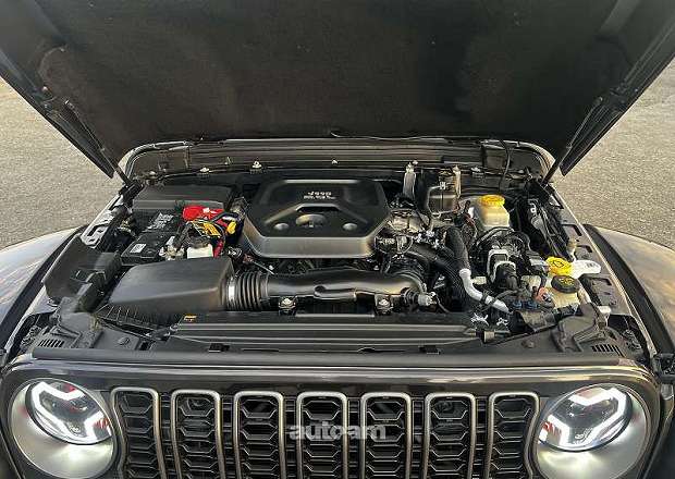 Jeep Wrangler 2022 — լուսանկար 8
