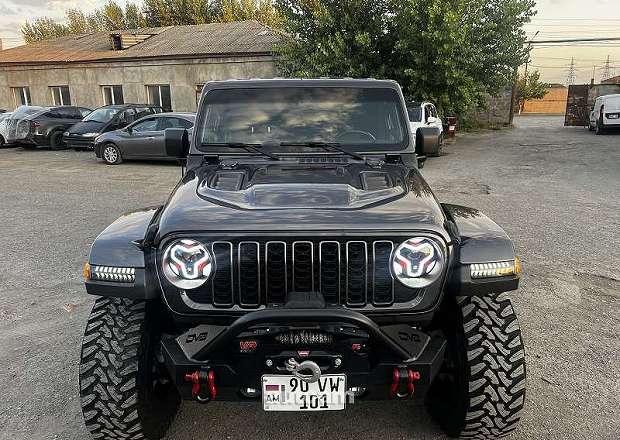 Jeep Wrangler 2022 — լուսանկար 2