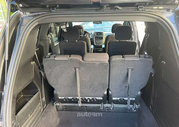 Dodge Grand Caravan 2017 — լուսանկար 10