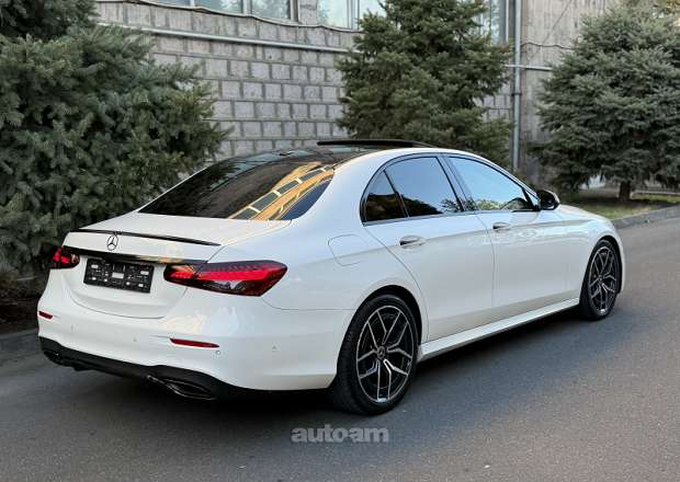 Mercedes-Benz E 350 2020 — photo 4