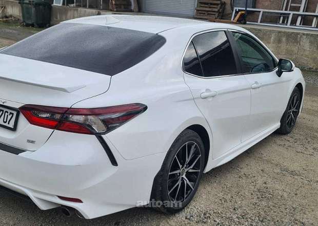 Toyota Camry 2022 — photo 4