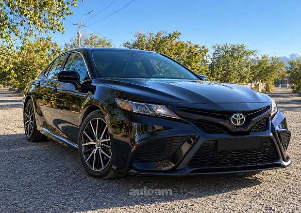 Toyota Camry 2020 — photo 6