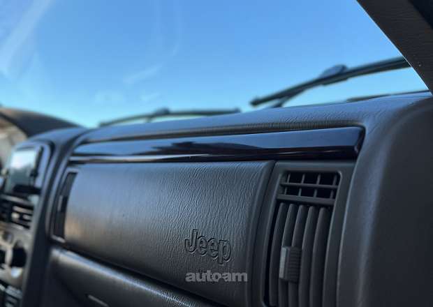Jeep Grand Cherokee 2003 — լուսանկար 15