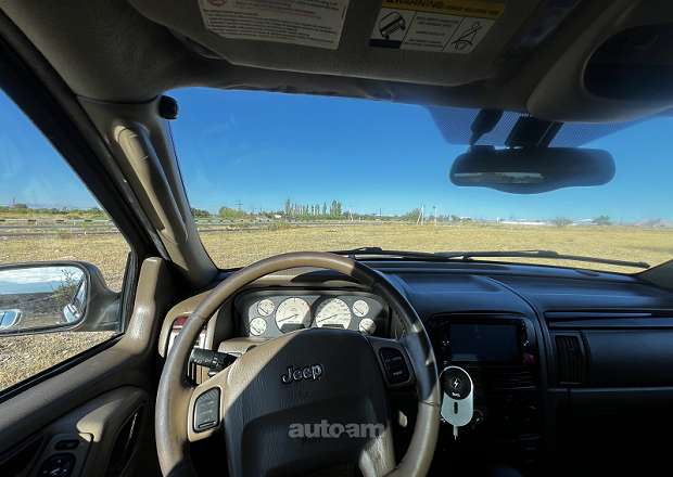 Jeep Grand Cherokee 2003 — լուսանկար 7
