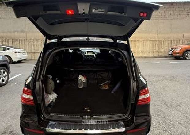 Mercedes-Benz ML 350 2012 — photo 4
