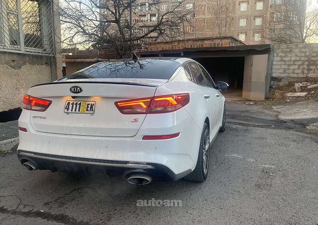 Kia Optima 2019 — լուսանկար 5