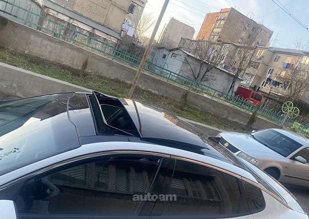 Kia Optima 2019 — լուսանկար 8