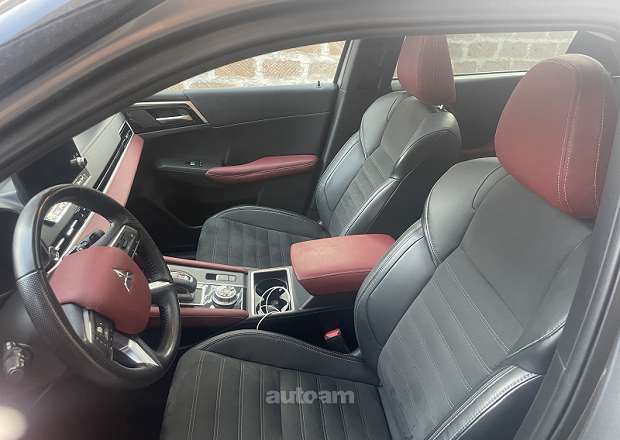 Mitsubishi Outlander 2022 — լուսանկար 9