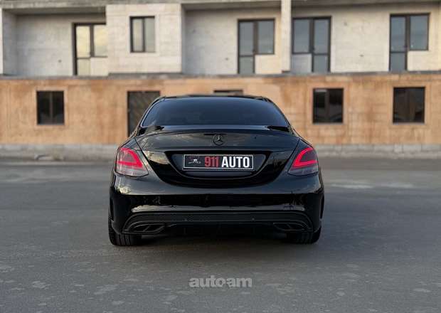 Mercedes-Benz C 43 AMG