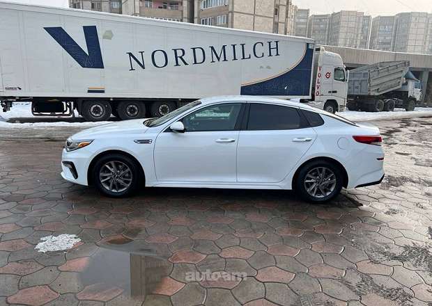 Kia Optima 2020 — photo 4