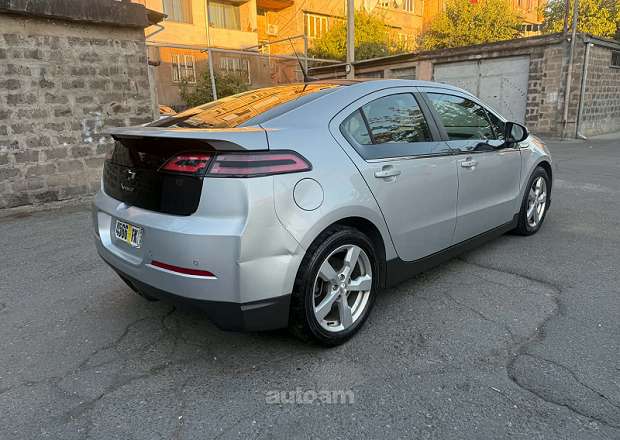 Chevrolet Volt 2011 — լուսանկար 7