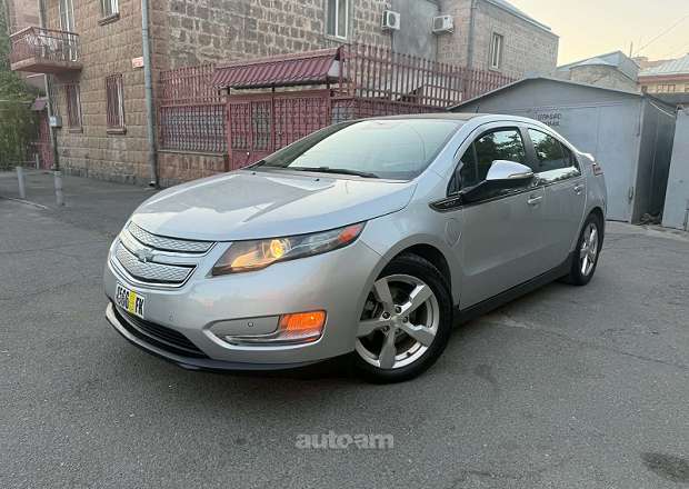 Chevrolet Volt 2011 — լուսանկար 2