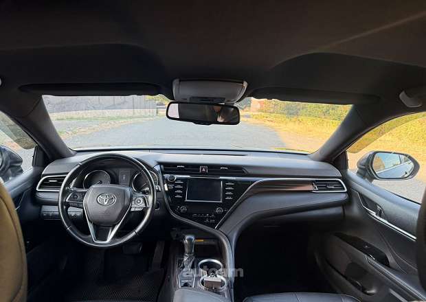 Toyota Camry 2018 — լուսանկար 7