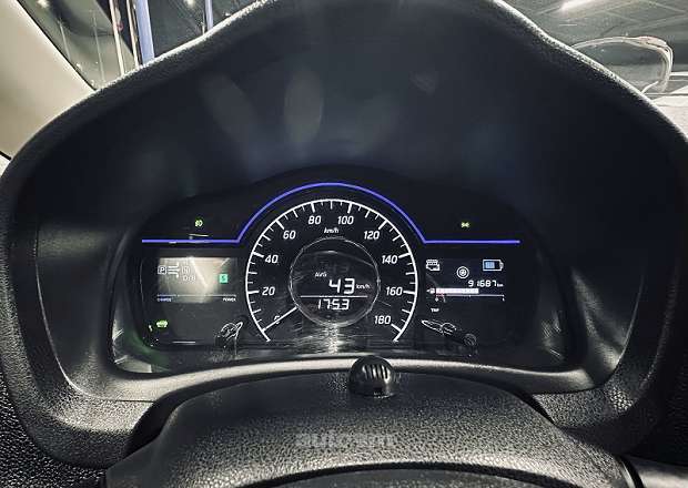 Nissan Note 2017 — լուսանկար 12