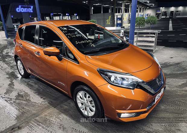 Nissan Note 2017 — լուսանկար 2