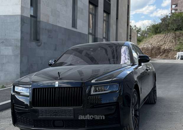 Rolls Royce Ghost 2022 — լուսանկար 2