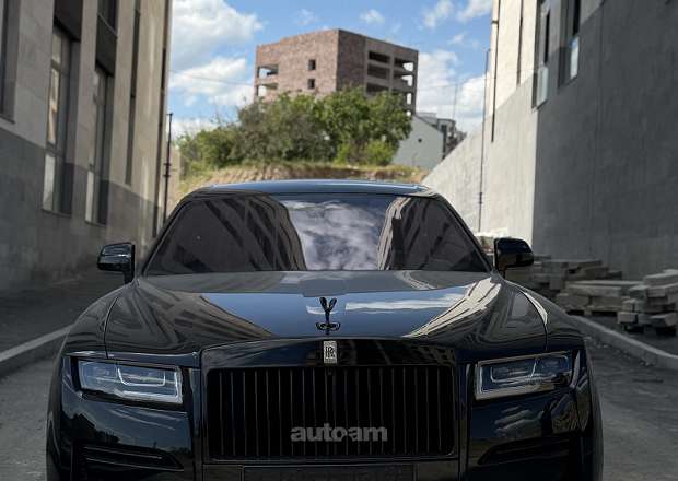 Rolls Royce Ghost 2022 — լուսանկար 1