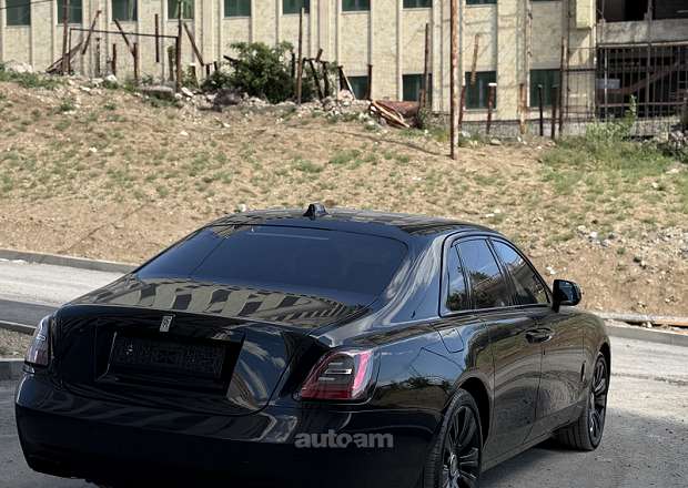 Rolls Royce Ghost 2022 — լուսանկար 7