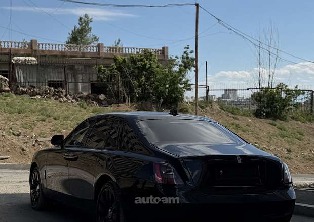 Rolls Royce Ghost 2022 — լուսանկար 6