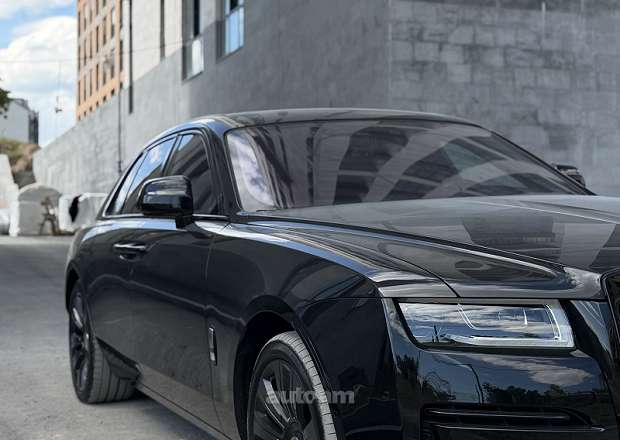 Rolls Royce Ghost 2022 — լուսանկար 3