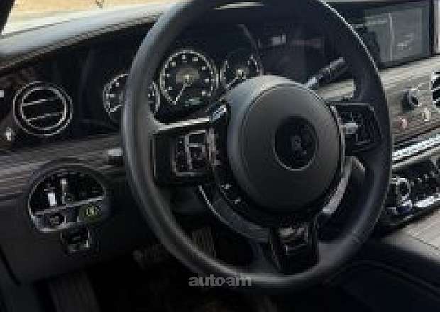 Rolls Royce Ghost 2022 — լուսանկար 10