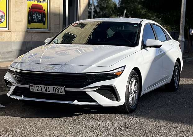 Hyundai Elantra 2024 — photo 3
