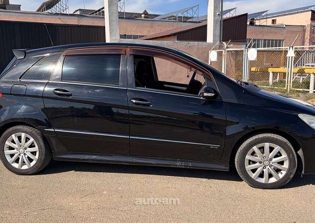 Mercedes-Benz B 200 2005 — լուսանկար 8