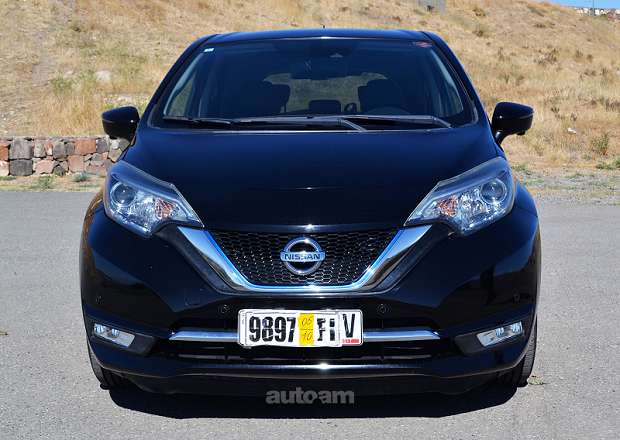 Nissan Note 2017 — լուսանկար 2