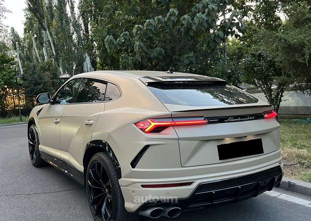 Lamborghini Urus 2021 — լուսանկար 4