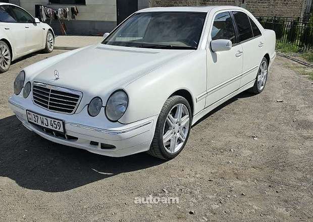Mercedes-Benz E 320 2001 — լուսանկար 2