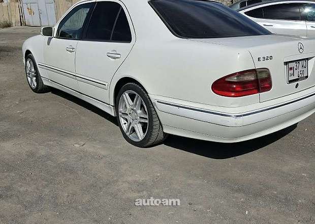Mercedes-Benz E 320 2001 — լուսանկար 3