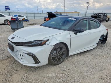 Toyota Camry  2026 