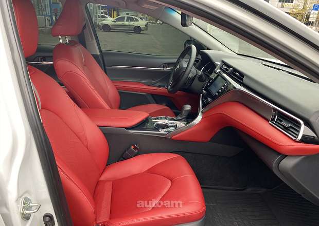 Toyota Camry 2018 — լուսանկար 5