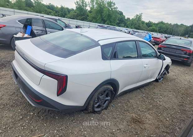 Kia K4