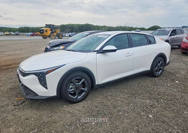 Kia K4